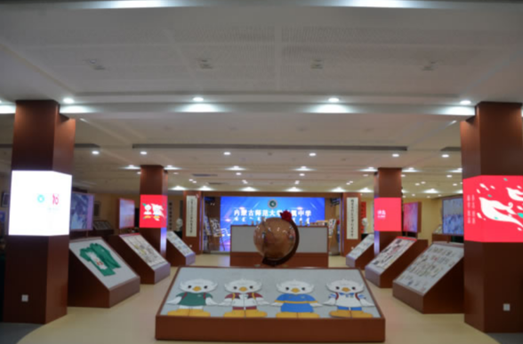 内蒙古师范大学附属中学简介